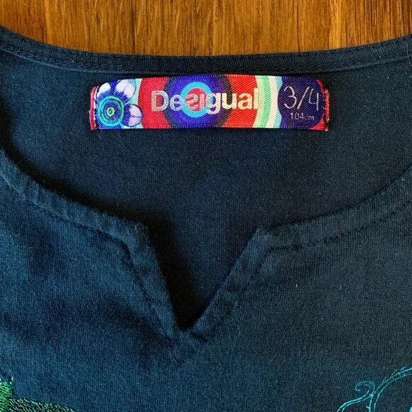 DESIGUAL Dragon T-Shirt Top Girls 3-4 3T 4T Asymmetric Tunic Embroidered Tee - Picture 5 of 5